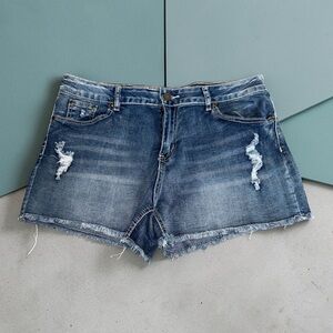 New York & Company Distressed Blue Denim Frayed-Hem Shorts (14)